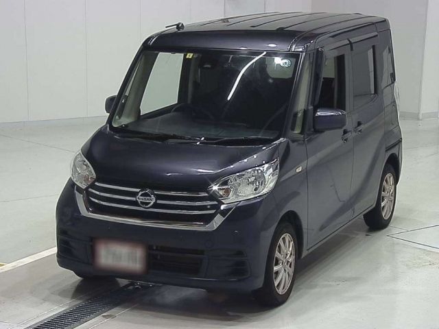 3050 Nissan Dayz roox B21A 2018 г. (CAA Chubu)